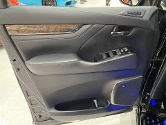 Toyota Vellfire Crown Hybrid 2.5L HV Premium Edition - photo 7