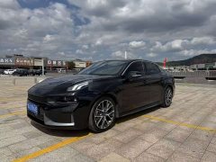 Lynk & Co 03 1.5T DCT Pro - photo 1