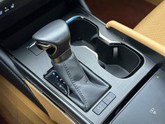 Lexus ES 200 Premium Edition - фото 18