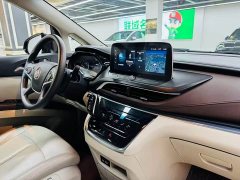 Buick GL8 Land Business Class Smart Edition - ფოტო 13
