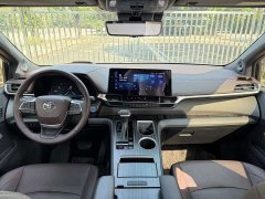 Toyota Sienna 2.5L Hybrid Platinum Edition - photo 14