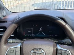 Toyota Sienna 2.5L Hybrid Platinum Edition - photo 17
