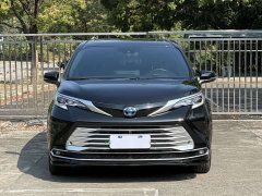 Toyota Sienna 2.5L Hybrid Platinum Edition - photo 2
