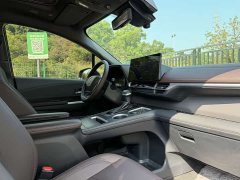 Toyota Sienna 2.5L Hybrid Platinum Edition - photo 20