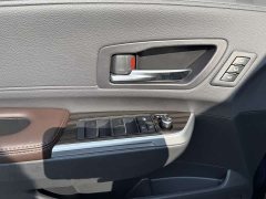 Toyota Sienna 2.5L Hybrid Platinum Edition - photo 8