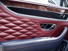Bentley Flying Spur 4.0T V8 Standard Edition - ფოტო 17
