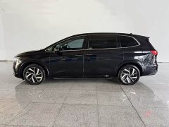 Volkswagen Viloran 380TSI Prestige - ფოტო 2