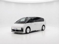 Li Auto MEGA Home Family Edition - ფოტო 1
