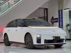 Li Auto i6 Two-Wheel Drive Standard - ფოტო 5