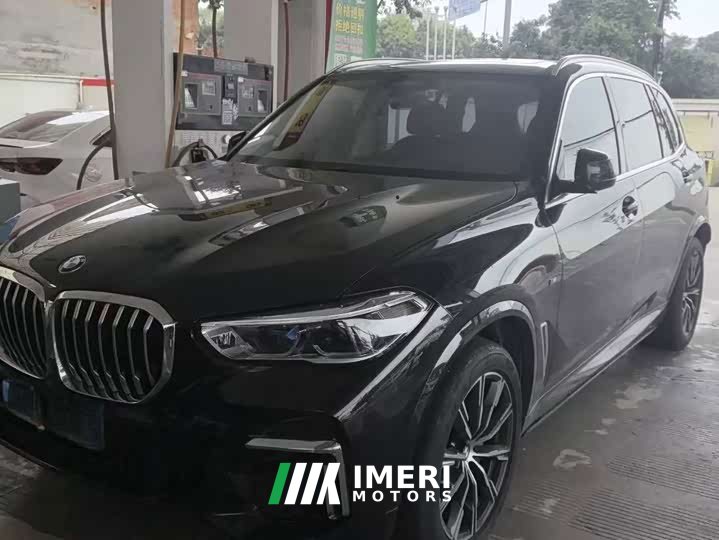 BMW X5 xDrive 30Li Luxury M Sport Package