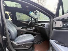 Lincoln Explorer 2.0T AWD Elite - ფოტო 12
