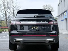 Lincoln Explorer 2.0T AWD Elite - ფოტო 16
