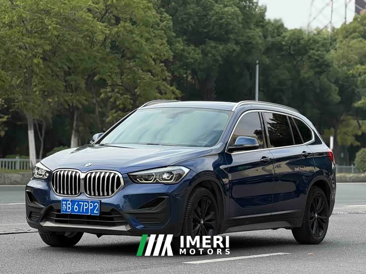 BMW X1 sDrive20Li Fashion Edition - автомобиль из Китая