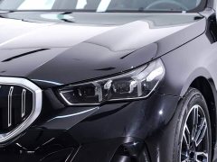 BMW 5 Series 530Li Premier M Sport Package - ფოტო 10