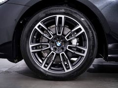 BMW 5 Series 530Li Premier M Sport Package - ფოტო 12
