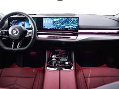 BMW 5 Series 530Li Premier M Sport Package - ფოტო 14
