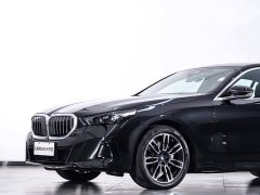 BMW 5 Series 530Li Premier M Sport Package - ფოტო 5