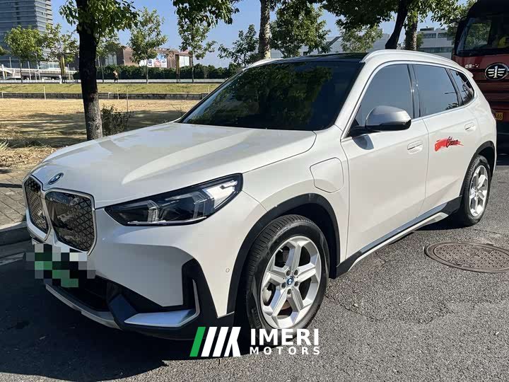 BMW iX1 eDrive25L M Sport Package - ავტომობილი ჩინეთიდან