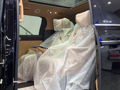 Denza D9 Second Generation DM-i AWD Flash Charge Luxury - ფოტო 8