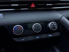 Hyundai Elantra 1.5L CVT GLX Elite - ფოტო 18
