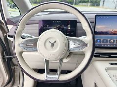 Voyah Lantu Dreamchaser PHEV Qiankun Ultra - photo 14