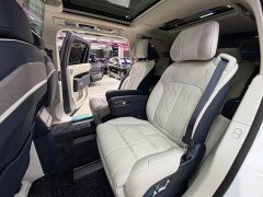 Zeekr 9X Hyper Edition 70kWh Six-Seater - ფოტო 12
