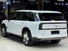 Zeekr 9X Hyper Edition 70kWh Six-Seater - ფოტო 13