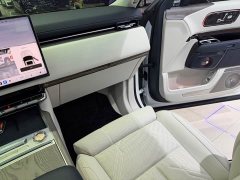 Zeekr 9X Hyper Edition 70kWh Six-Seater - ფოტო 9