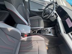 Volkswagen Lingdu L 280TSI DSG Dazzling Red Edition - ფოტო 7