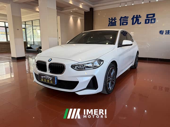 BMW 1 Series 120i M Sport - автомобиль из Китая