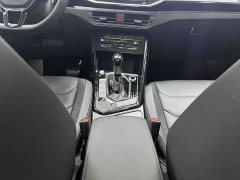 Volkswagen Taos 330TSI FWD Luxury Smart Connect Pro - photo 18