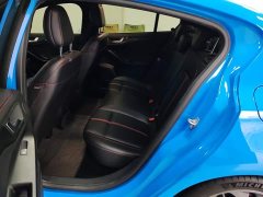 Ford Focus Sedan EcoBoost 180 Automatic ST Line - ფოტო 6