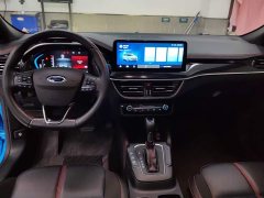 Ford Focus Sedan EcoBoost 180 Automatic ST Line - ფოტო 7