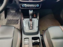 Ford Focus Sedan EcoBoost 180 Automatic ST Line - ფოტო 11