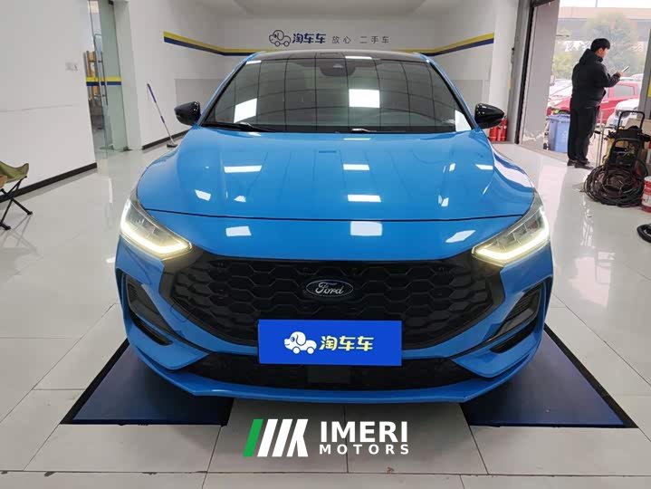 Ford Focus Sedan EcoBoost 180 Automatic ST Line - ავტომობილი ჩინეთიდან