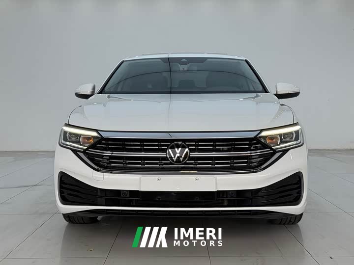 Volkswagen Sagitar 300TSI DSG Excellence Edition - автомобиль из Китая