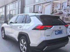 Toyota RAV4 2.0L CVT FWD Fashion Plus - ფოტო 4