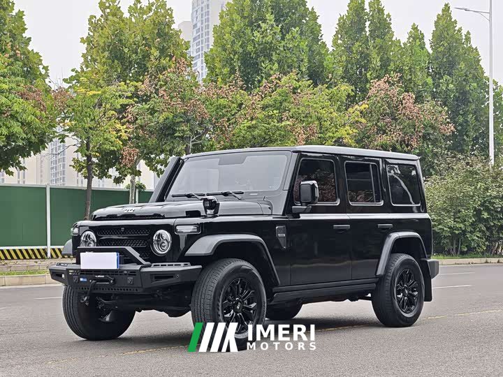 Mercedes-Benz 212 T01 2.0T Mechanic Edition - car from China