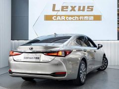 Lexus ES 200 Luxury - фото 7
