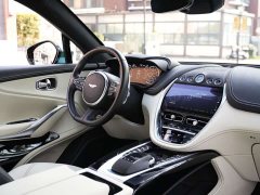 Aston Martin DBX 3.0T Inline-Six - фото 16