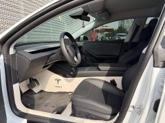 Tesla Model 3 Rear-Wheel Drive - ფოტო 18