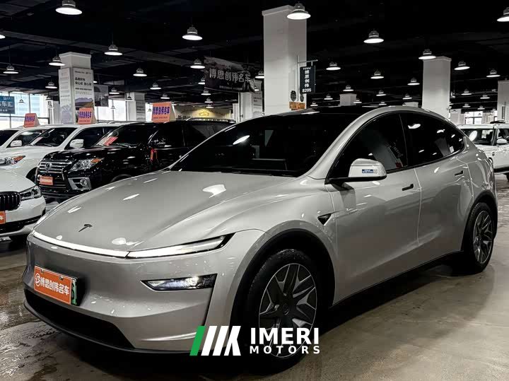 Tesla Model Y L Long Range All-Wheel Drive - ავტომობილი ჩინეთიდან