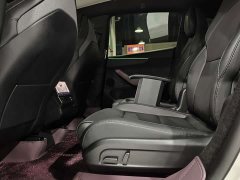 Tesla Model Y L Long Range All-Wheel Drive - ფოტო 15