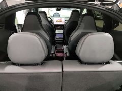 Tesla Model Y L Long Range All-Wheel Drive - ფოტო 17