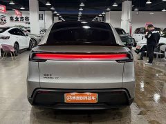 Tesla Model Y L Long Range All-Wheel Drive - ფოტო 8