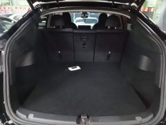 Tesla Model Y Rear-Wheel Drive - ფოტო 18