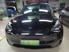 Tesla Model Y Rear-Wheel Drive - ფოტო 2