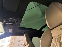 Audi Q5L 2.0T Exclusive Edition for Millions of Users - фото 9