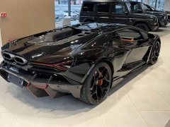 Lamborghini Revuelto 6.5L PHEV Standard - photo 3