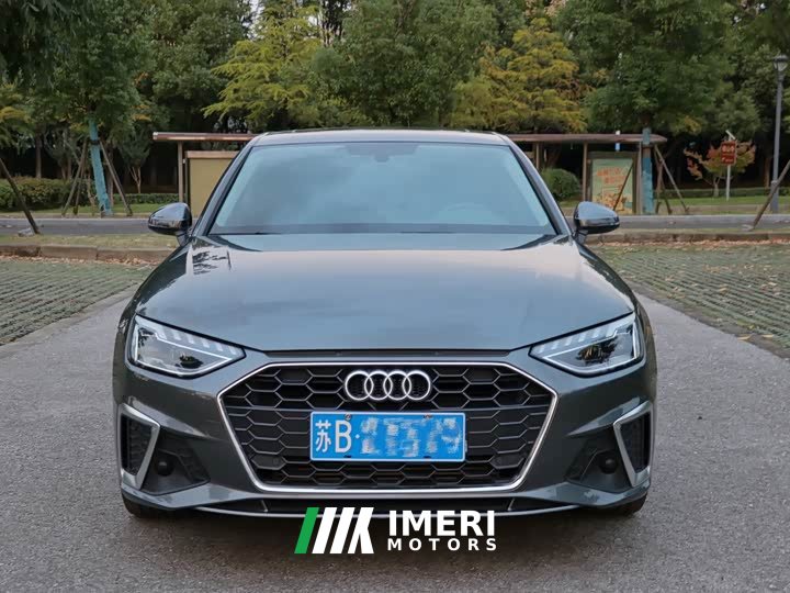 Audi A4L 40 TFSI Fashion Dynamic - автомобиль из Китая